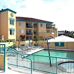 Chevron Island Apartment - Cozy And Convenient
