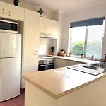Chevron Island Apartment - Cozy And Convenient